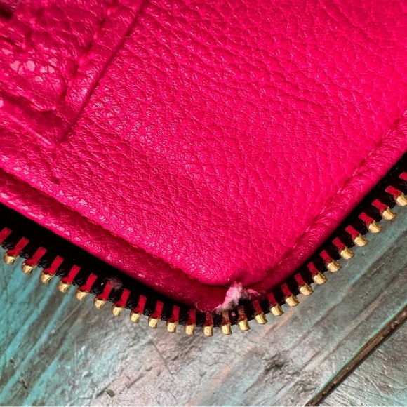 Betsey Johnson Black Multicolor Floral Bow Wristlet - Picture 5 of 15